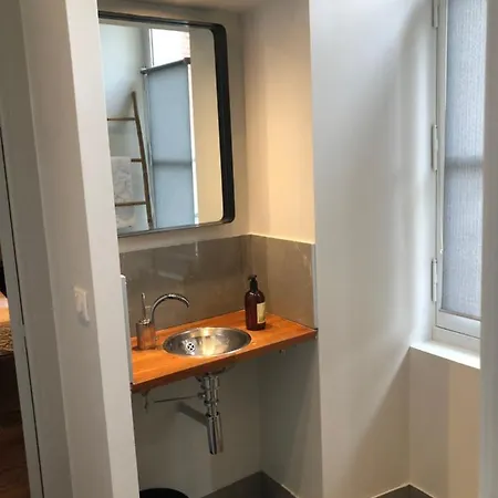 Le Doyenne - Entree Autonome - Hypercentre