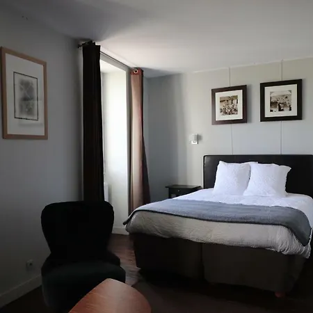 Le Doyenne - Entree Autonome - Hypercentre Bed & Breakfast Le Mans