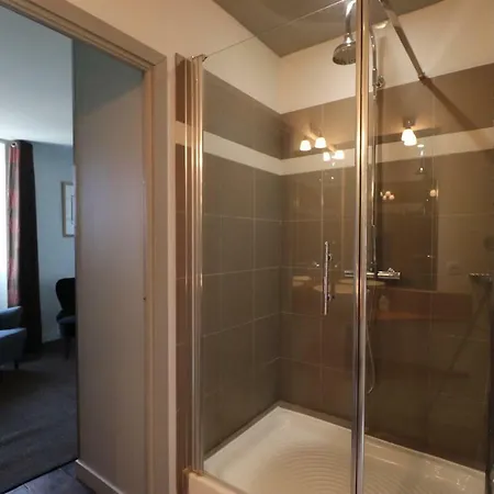 Le Doyenne - Entree Autonome - Hypercentre 2* Le Mans